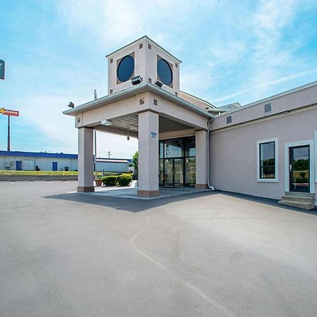 Quality Inn Near Six Flags St. Louis Pacific Buitenkant foto