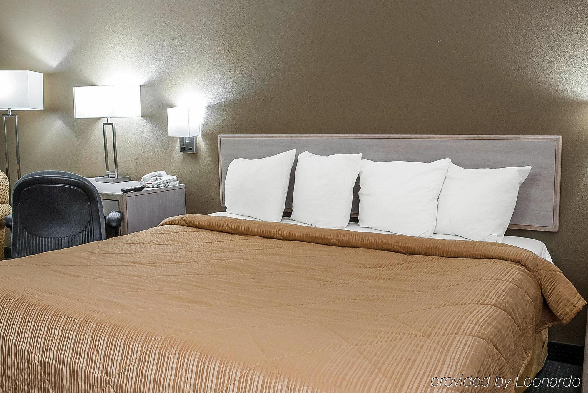 Quality Inn Near Six Flags St. Louis Pacific Buitenkant foto