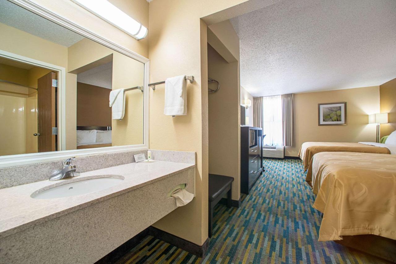 Quality Inn Near Six Flags St. Louis Pacific Buitenkant foto