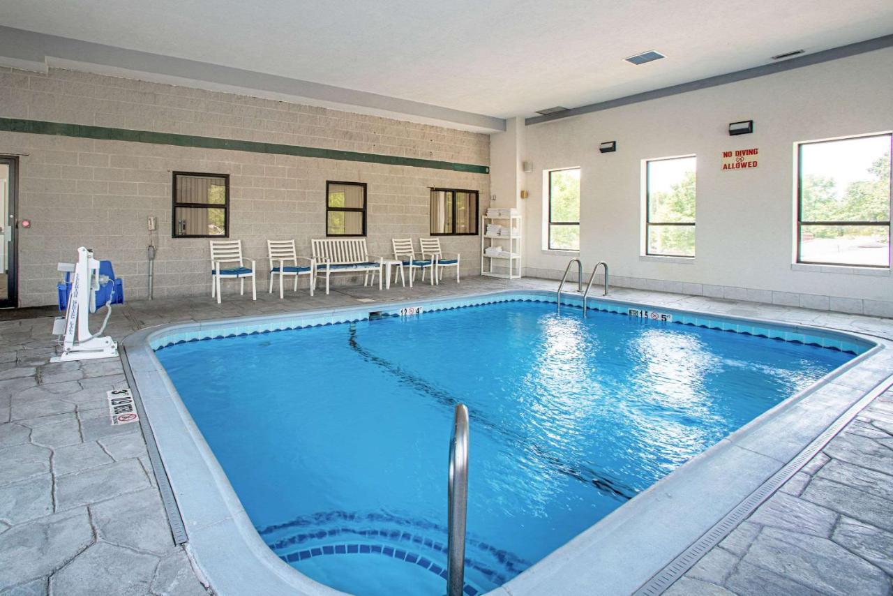 Quality Inn Near Six Flags St. Louis Pacific Buitenkant foto